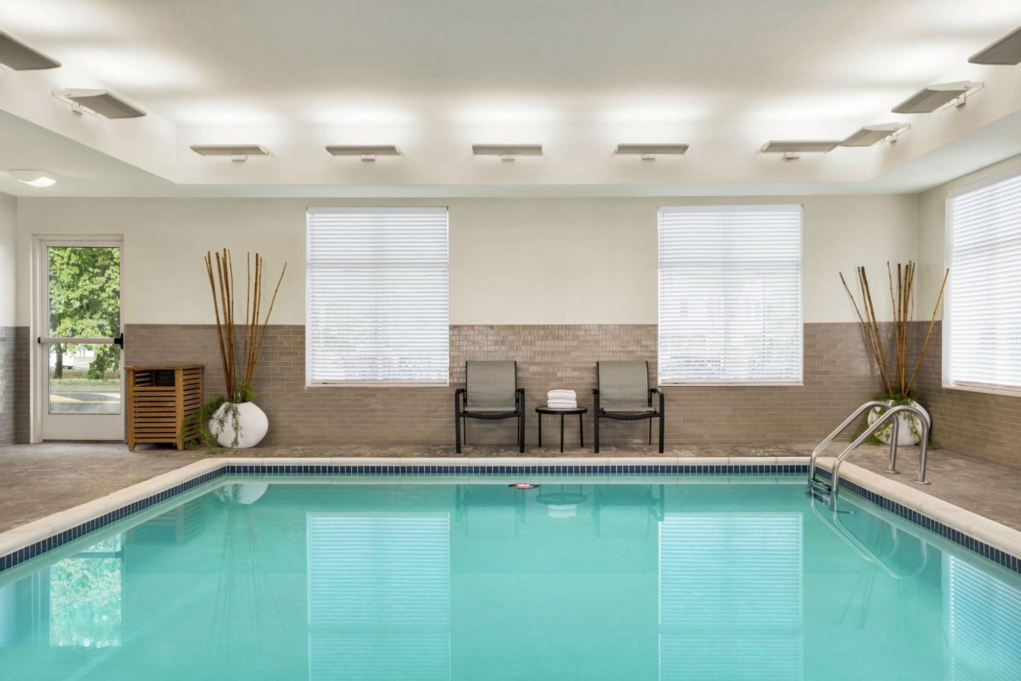 Homewood Suites By Hilton คาร์ไลล์ ภายนอก รูปภาพ