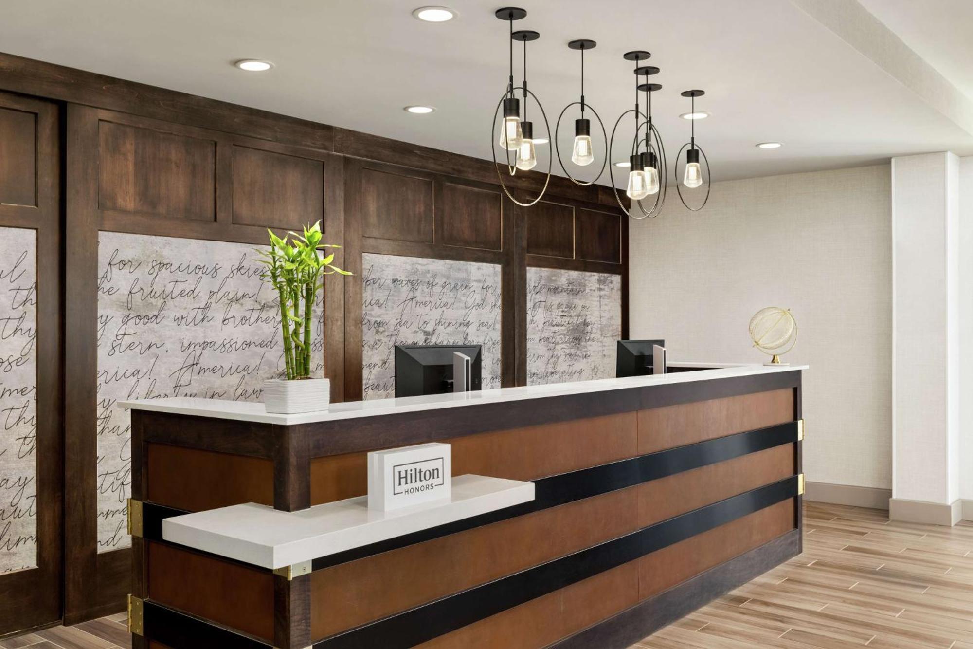 Homewood Suites By Hilton คาร์ไลล์ ภายนอก รูปภาพ